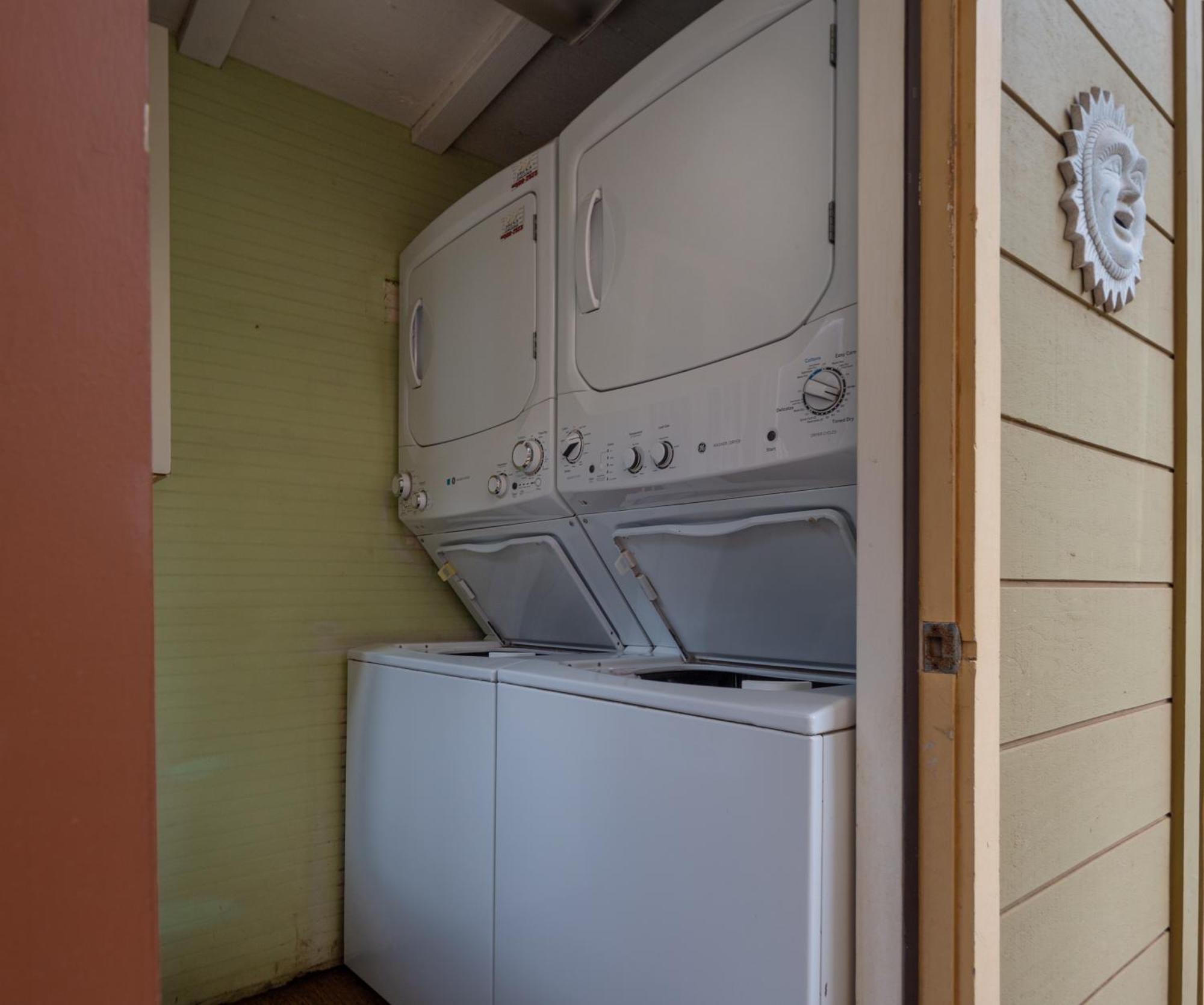 Bamboo Suite, 1 Bedroom, Sleeps 4, Pool & Bbq, Pre-Renovation Summer Sale Kihei Exterior photo