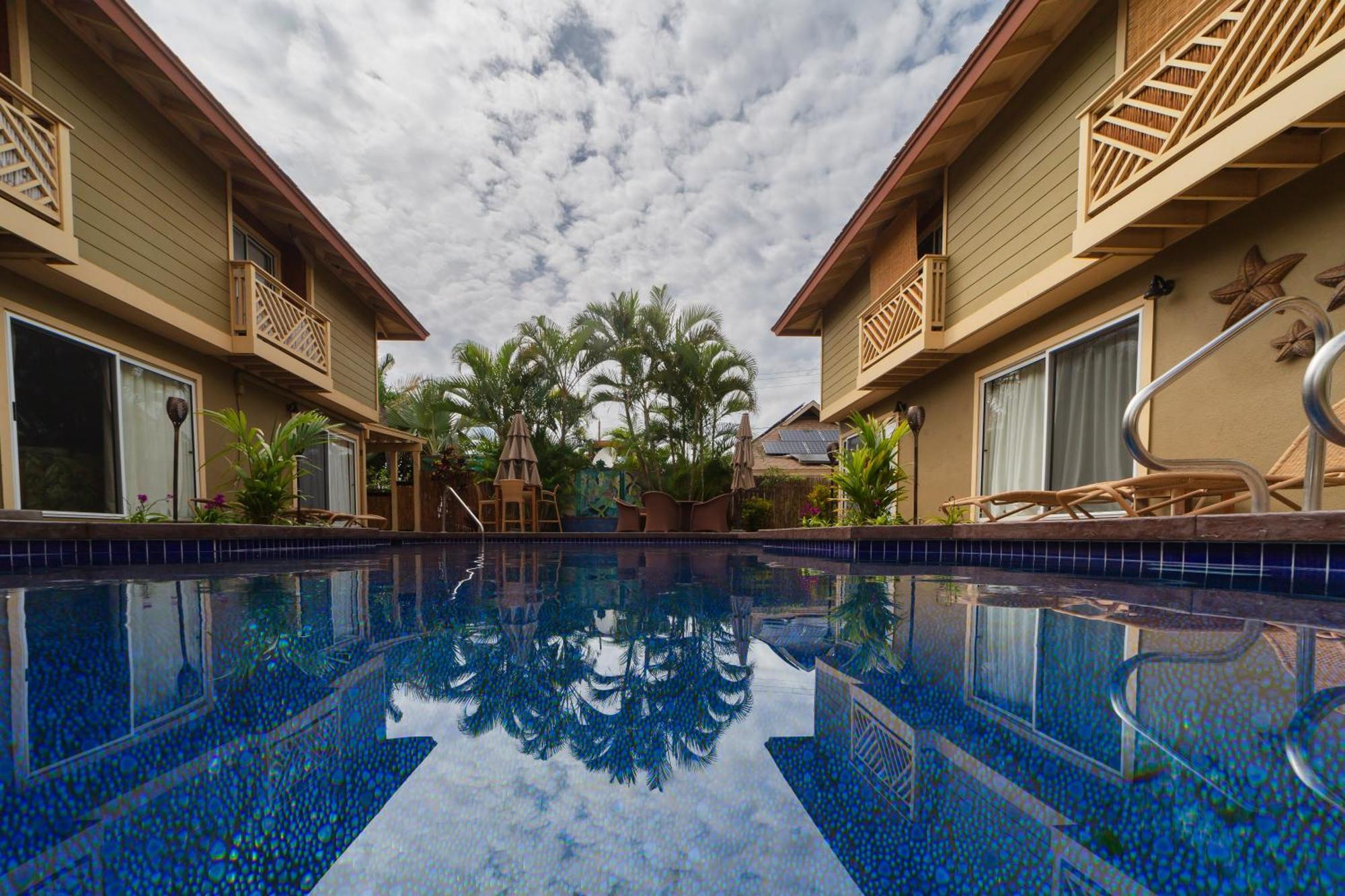 Bamboo Suite, 1 Bedroom, Sleeps 4, Pool & Bbq, Pre-Renovation Summer Sale Kihei Exterior photo